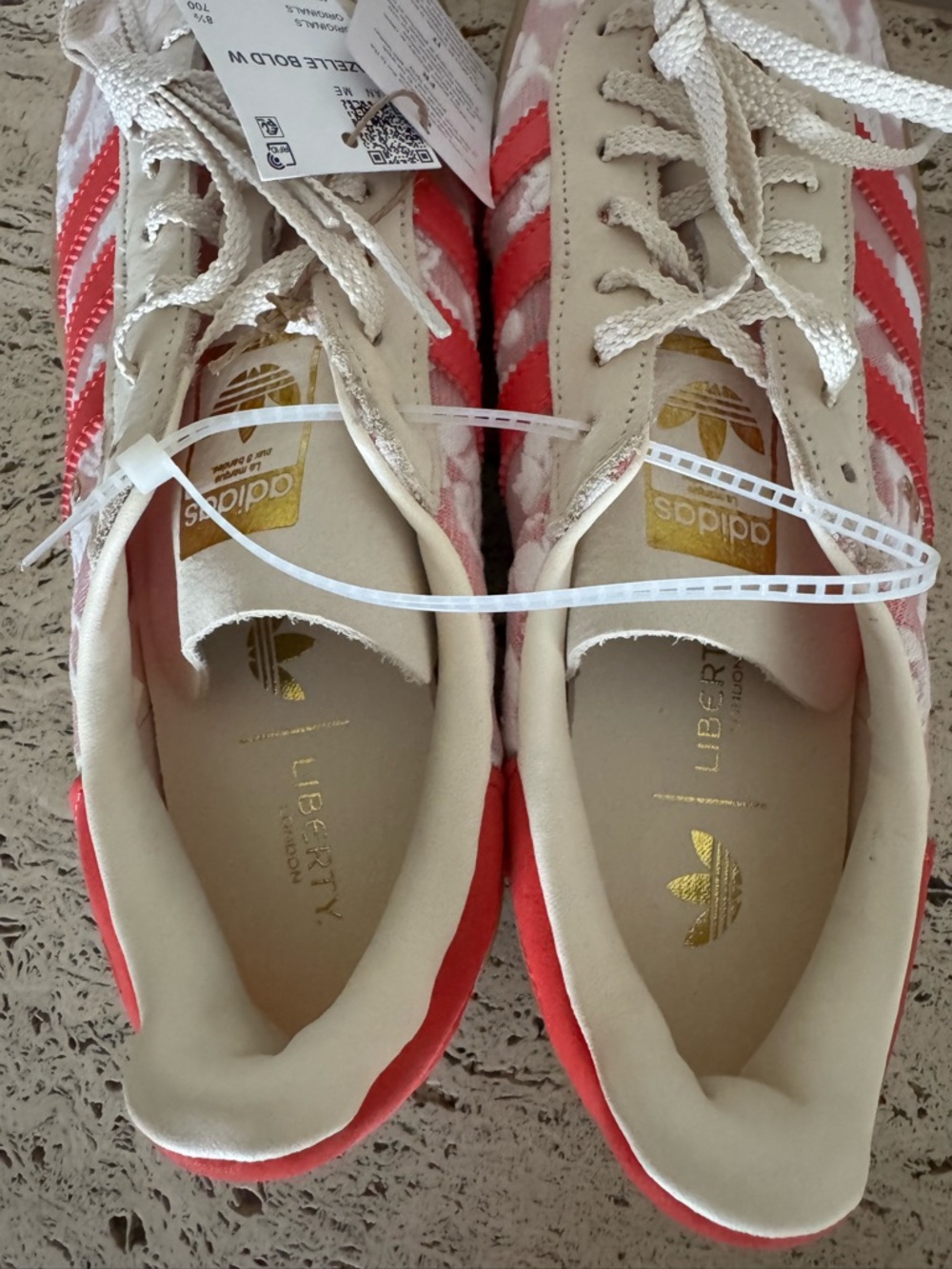 adidas Gazelle Bold x Liberty London floral sneakers. Size 10. MSRP $158 - Picture 17 of 17